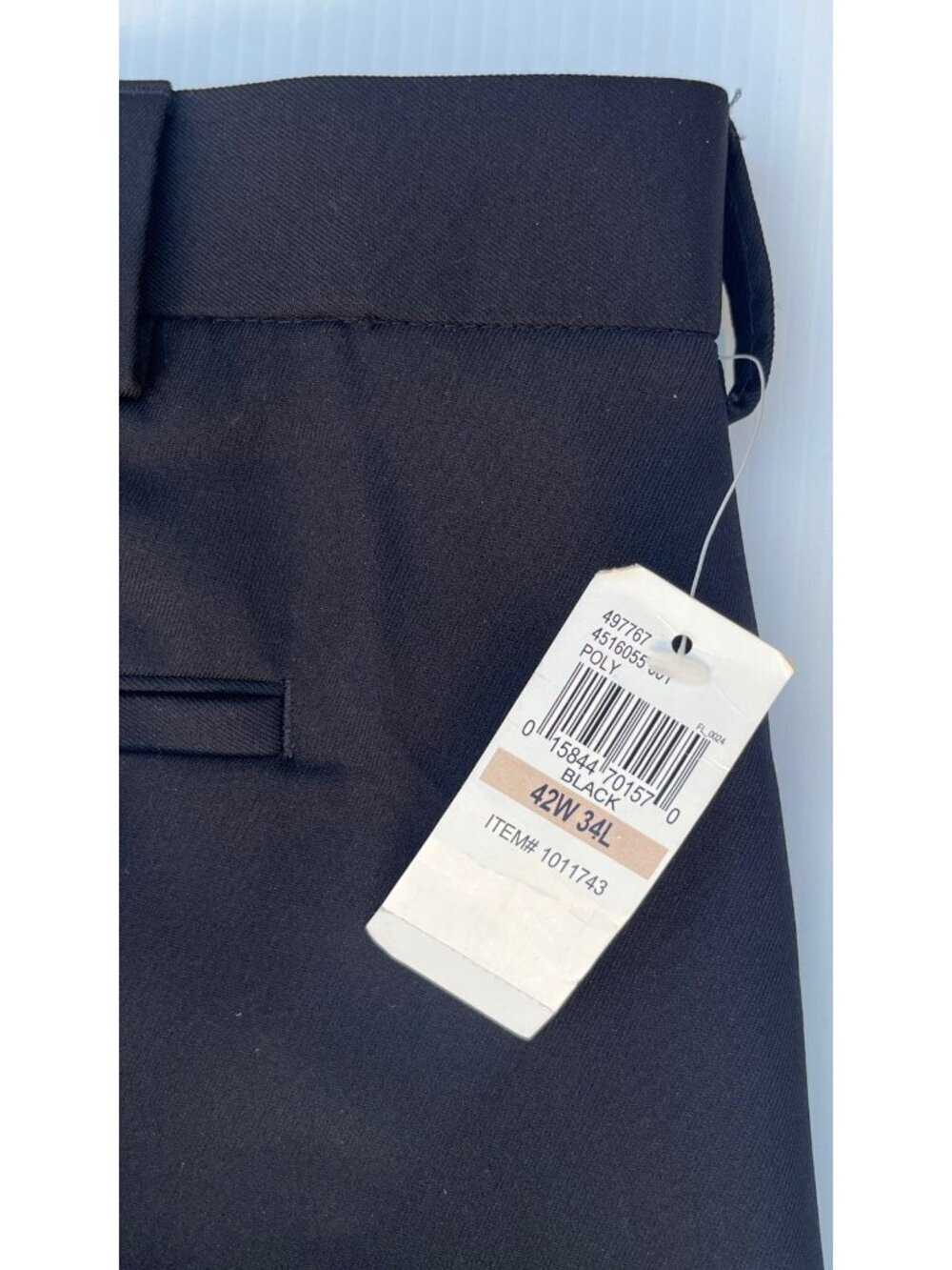 Izod Men’s Black Dress Pants 40Wx30L Straight Fit Flat Front Stretch Non-Iron - Picture 8 of 11